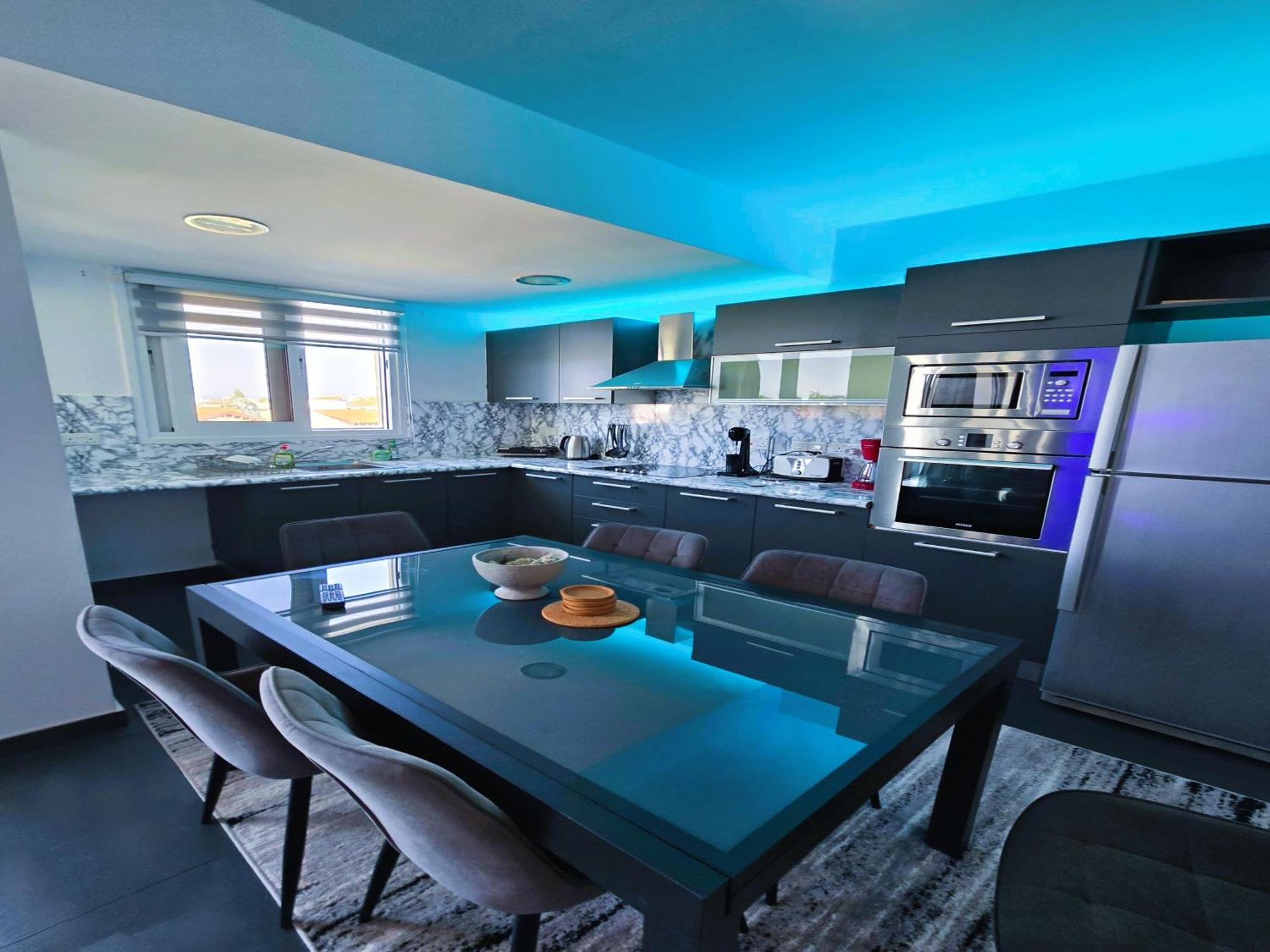 Golden Bay Deluxe Holiday Apartment Protaras Zewnętrze zdjęcie