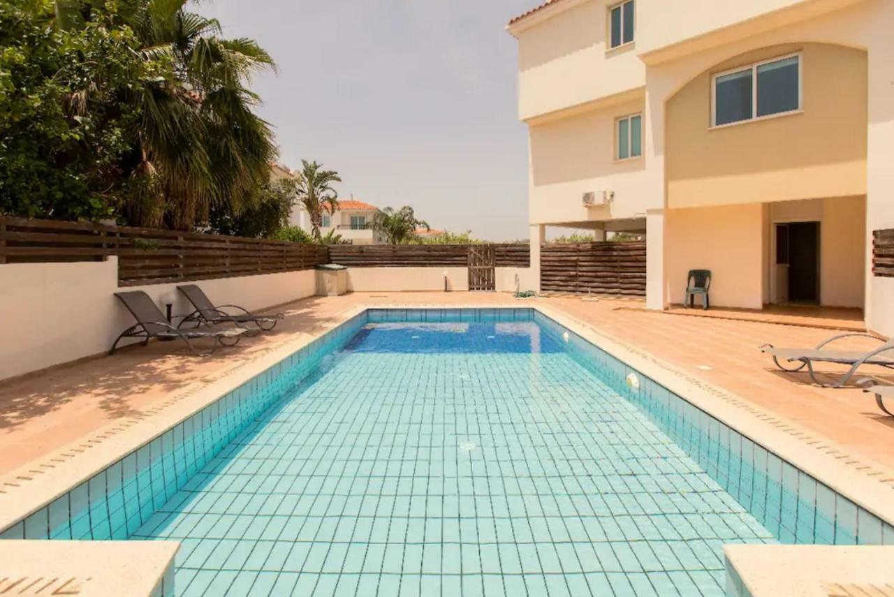 Golden Bay Deluxe Holiday Apartment Protaras Zewnętrze zdjęcie