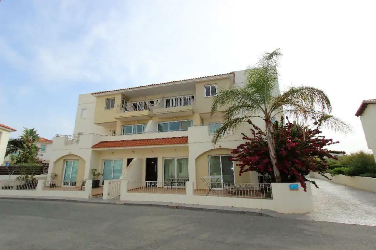Golden Bay Deluxe Holiday Apartment Protaras Zewnętrze zdjęcie